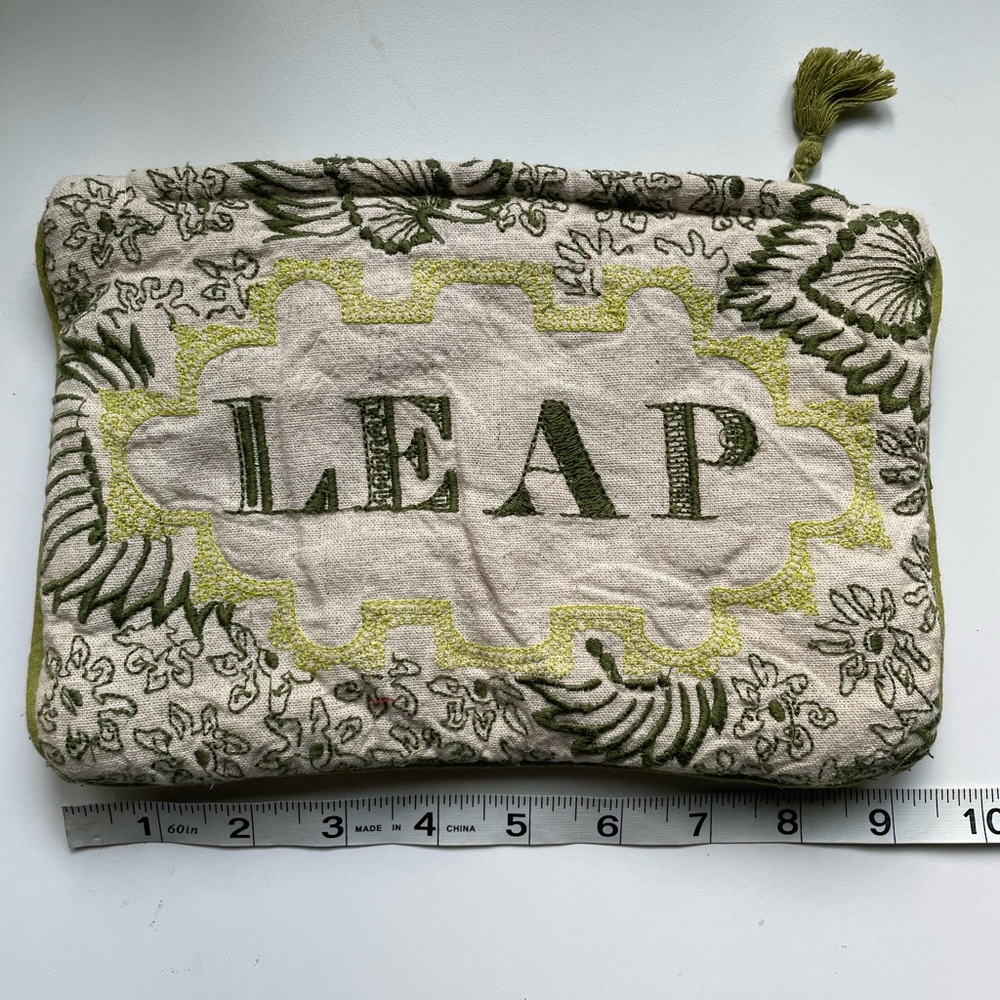 Cotton Embroidered Leap Frog Zippered Bag - Picture 8 of 9